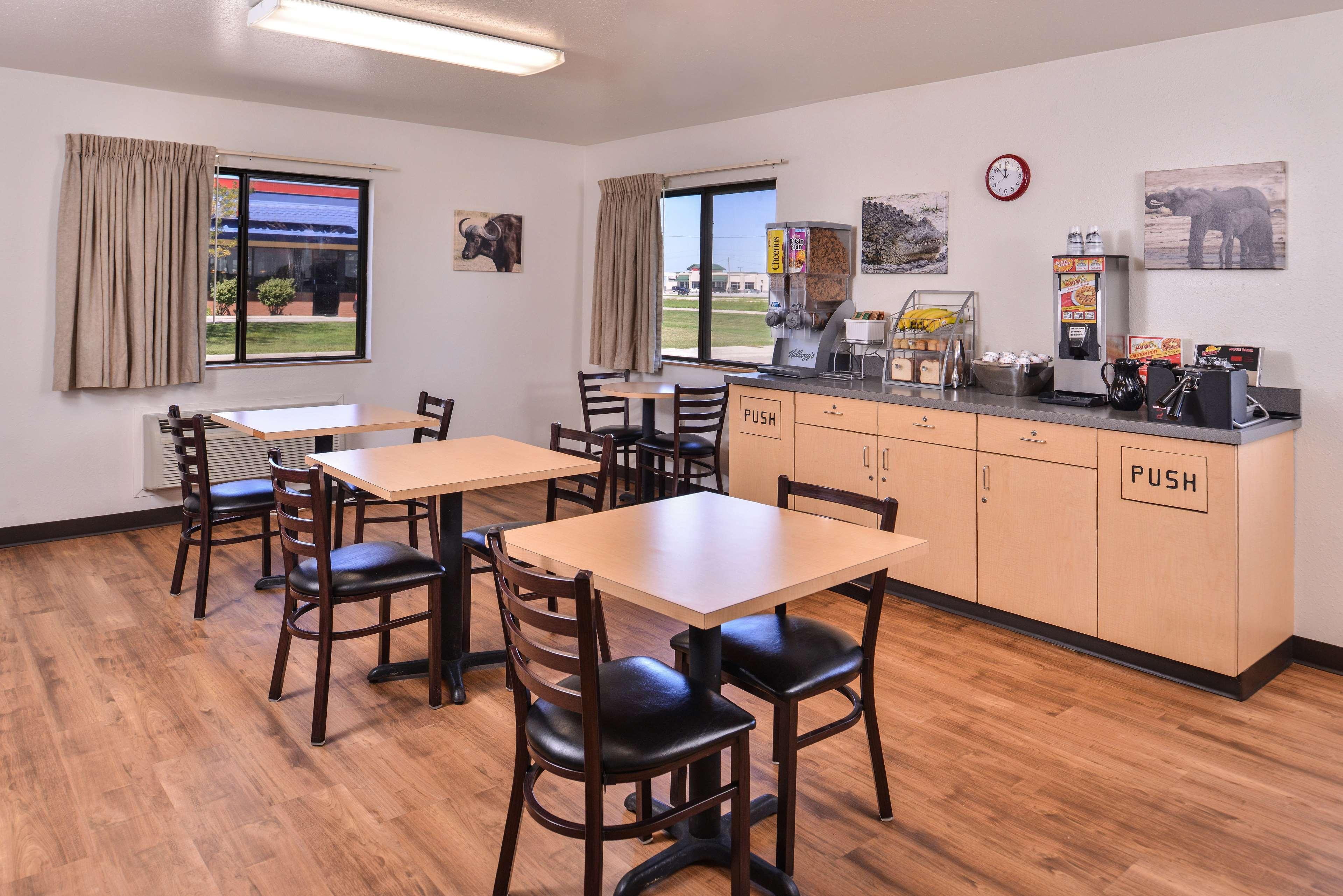 Americas Best Value Inn Missouri Valley Dış mekan fotoğraf