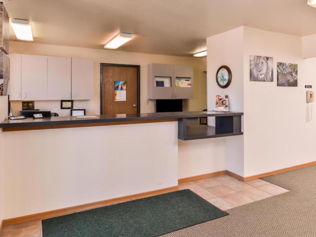 Americas Best Value Inn Missouri Valley Dış mekan fotoğraf
